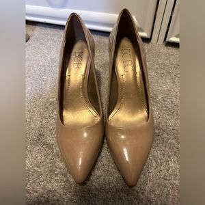 Women’s BCBG Pumps